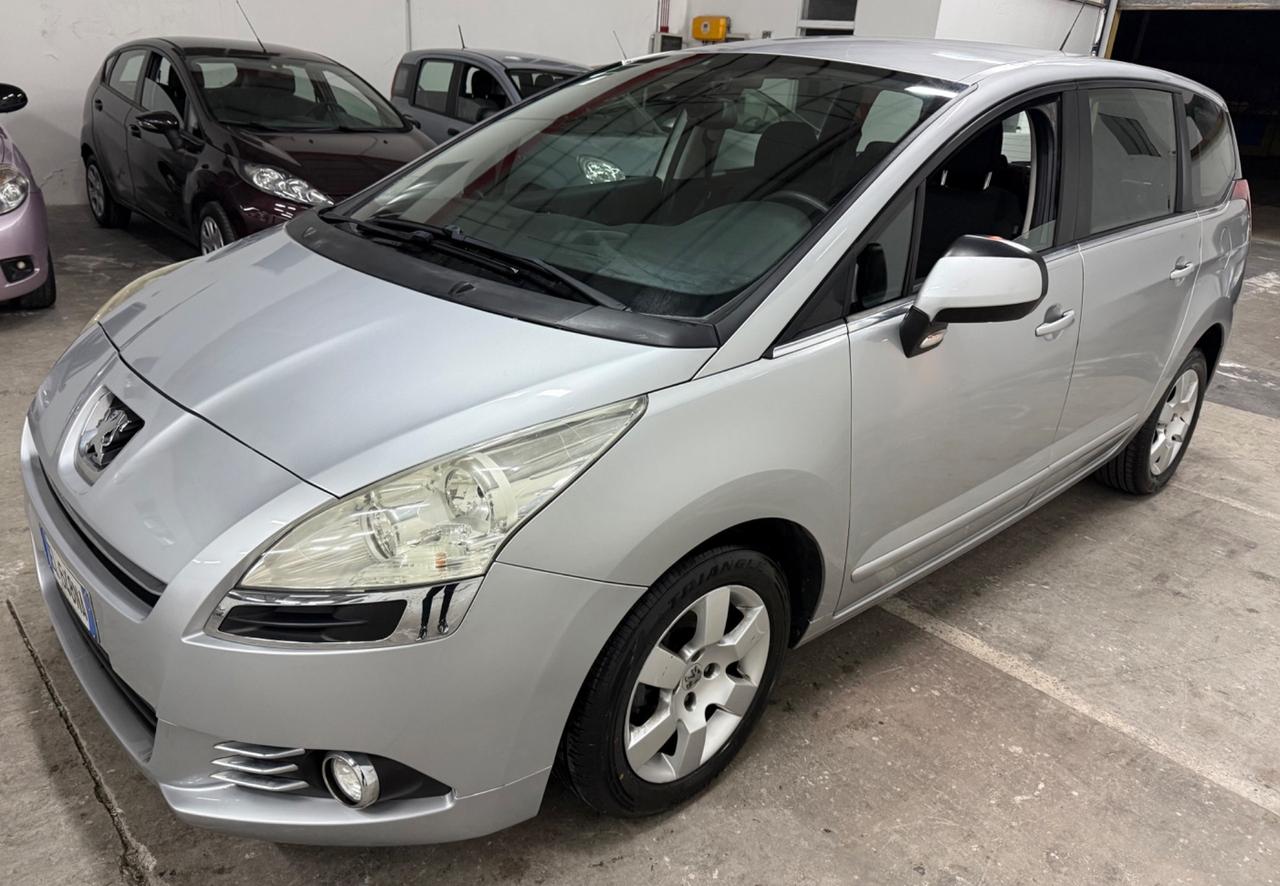 Peugeot 5008 1.6 HDi 112CV 7 Posti - 2012