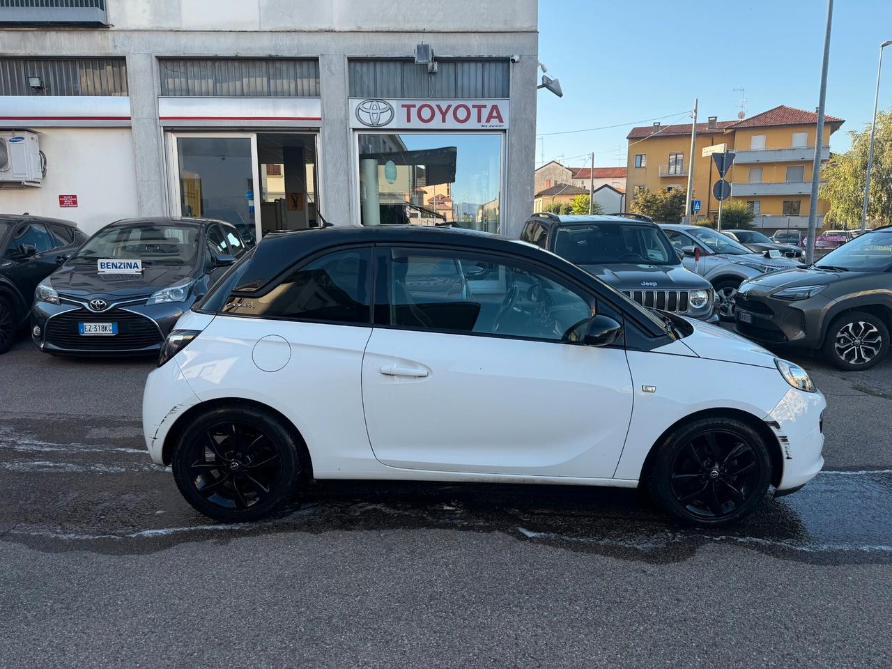 Opel Adam Rocks 1.2 70 CV NEOPATENTATI