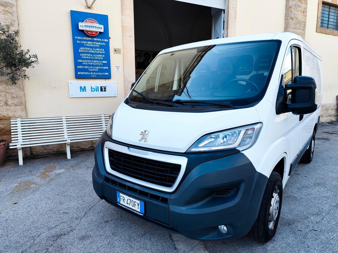 Peugeot Boxer 330 2.0 BlueHDi PC-TN Furgone