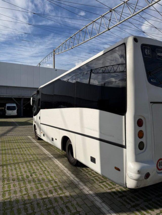 MERCEDES-BENZ LKW/TRUCKS Mercedes Benz 818 Beluga 29+1+1