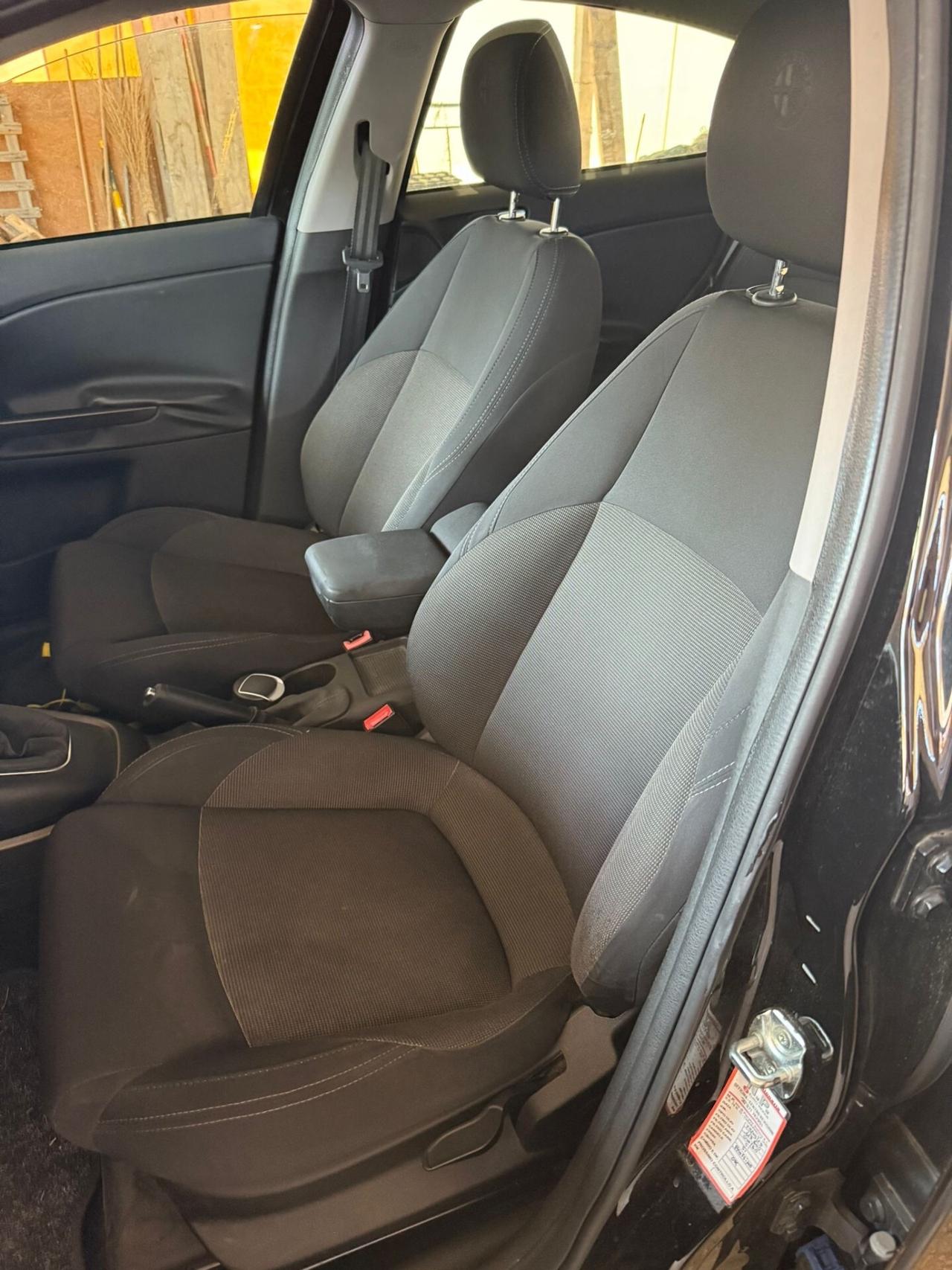 Alfa Giulietta 1.6 JTDm-2 Exclusive EURO6 neopatentati