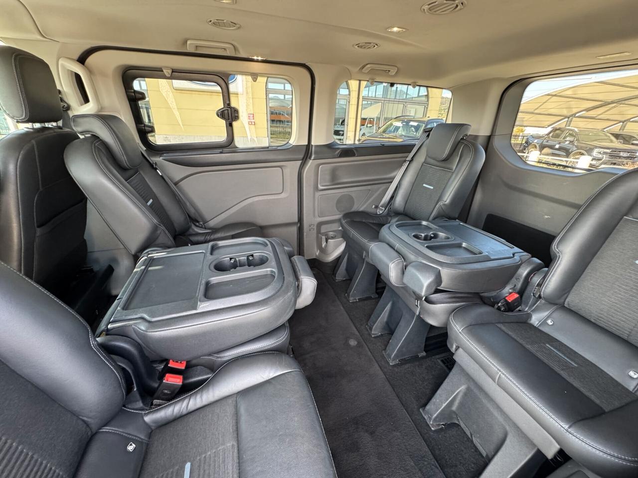 Ford Tourneo Custom Active 2.0 Diesel-Hybrid 185CV 8 posti