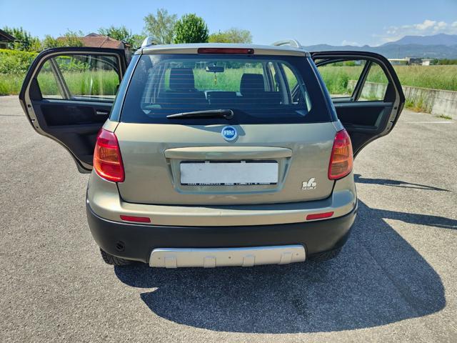 FIAT Sedici 1.6 BENZ./ G.P.L. 4x4 Emotion