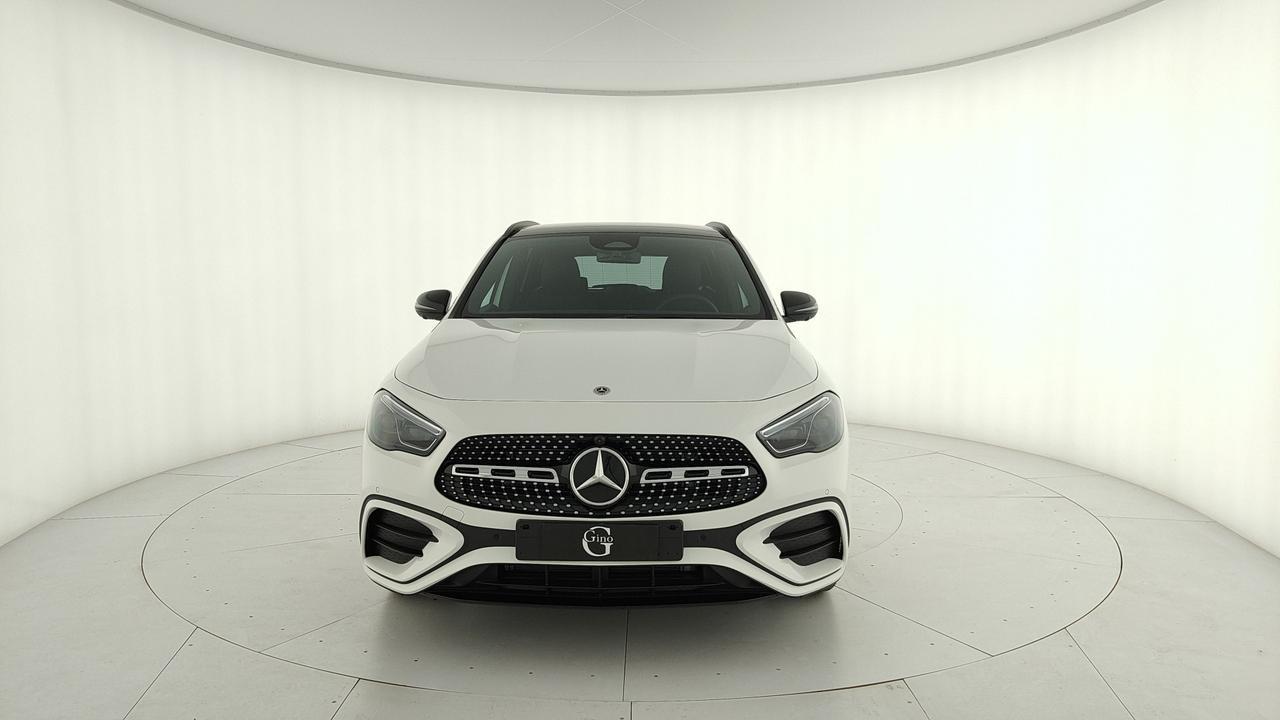 Mercedes-Benz GLA 200 d automatic
