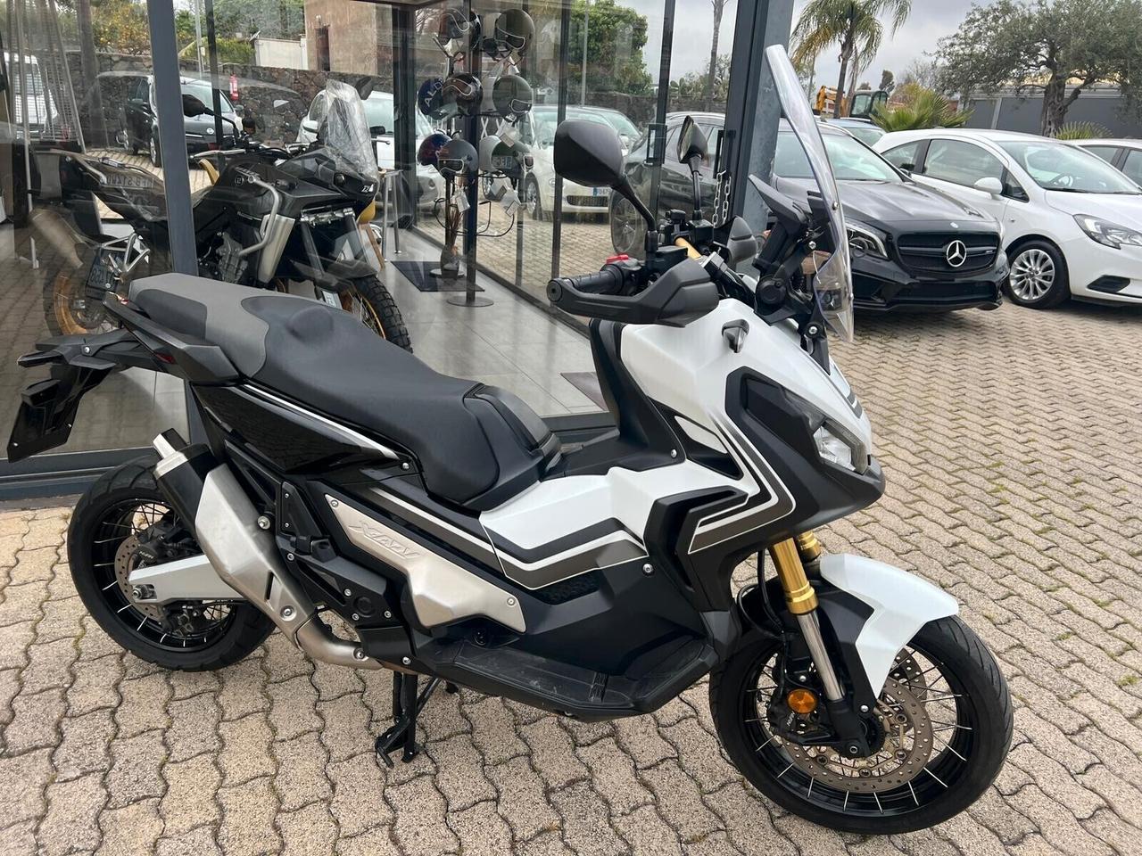 Honda X-ADV 750 X-ADX 750 DCT DESERT TRACK