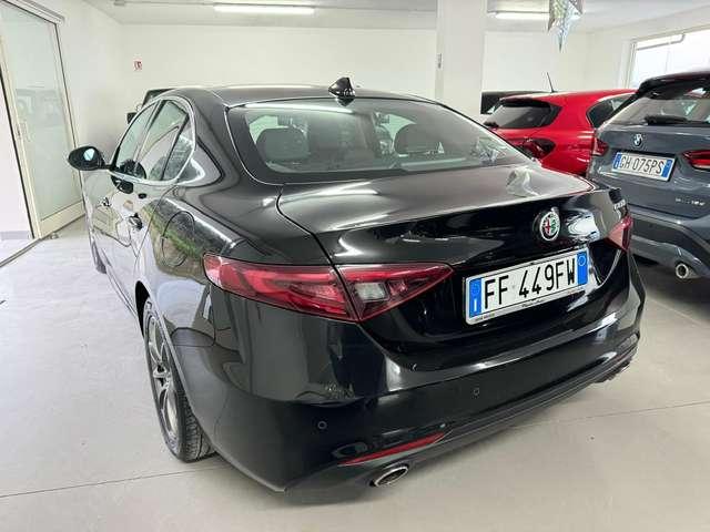 Alfa Romeo Giulia Giulia 2.2 t Business Sport LaunchEdition 180cvaut