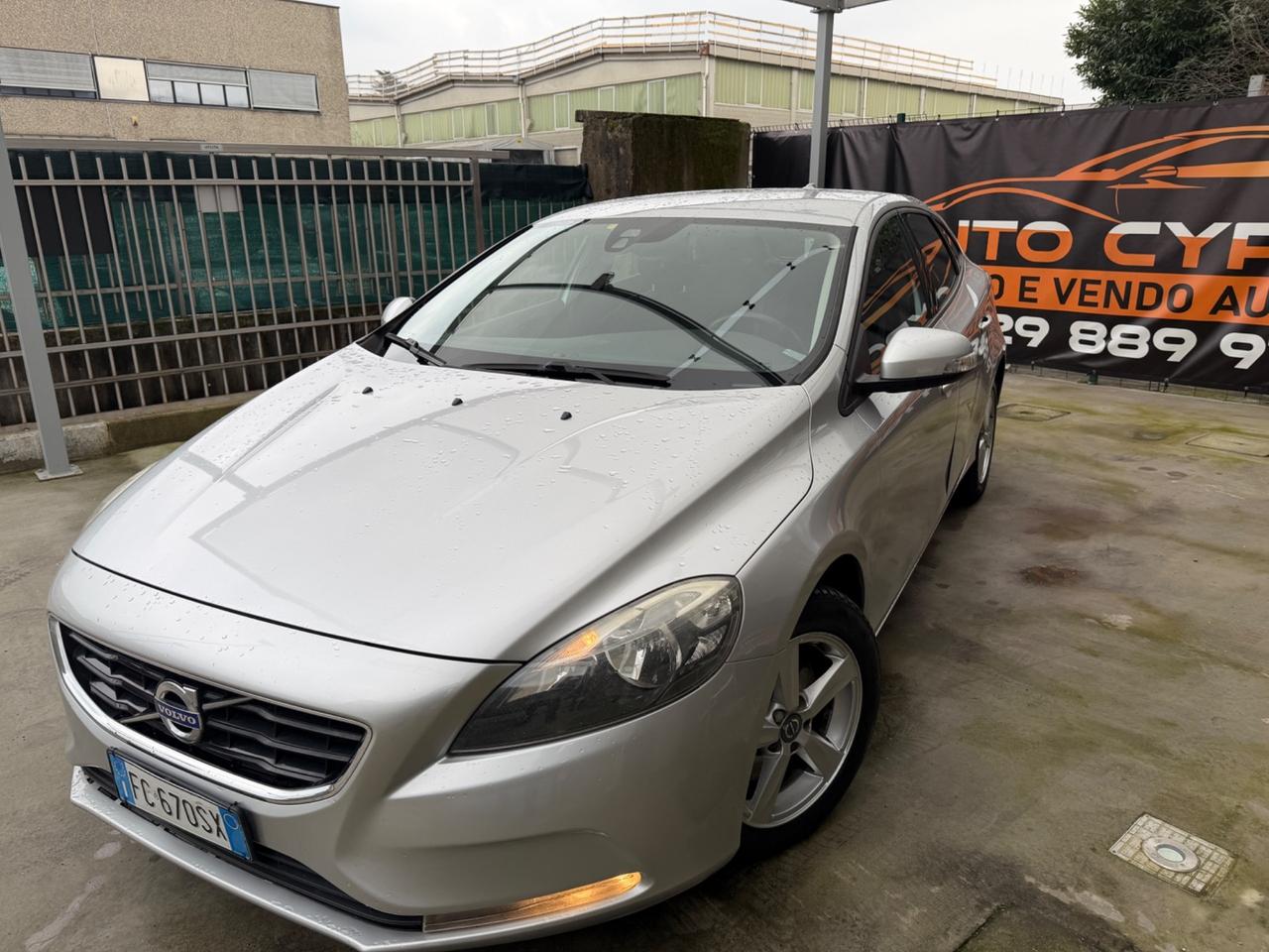 Volvo V40 D3 2.0 Diesel 88KW 6marce euro6b