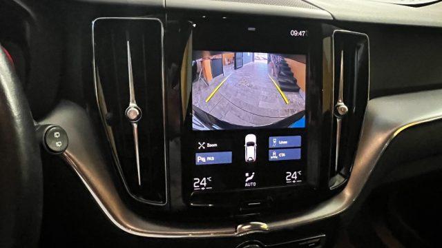 VOLVO XC60 B4 (d) AWD Geartronic Momentum