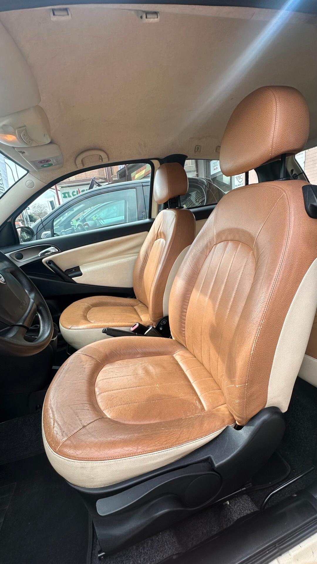 Lancia Ypsilon 1.2 16V Platino