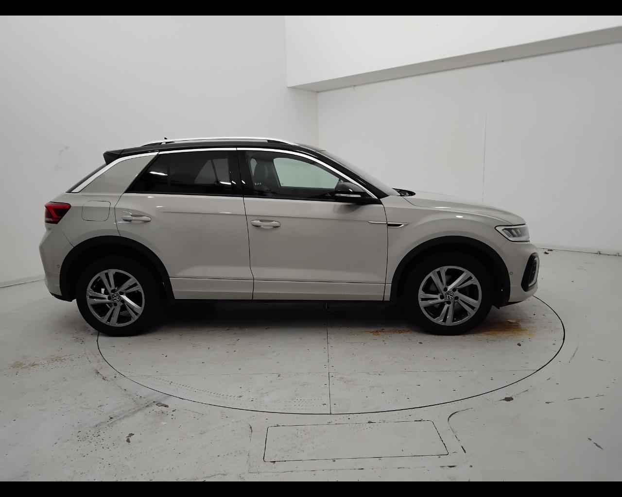 VOLKSWAGEN T-Roc 2022 - T-Roc 1.0 tsi R-Line 110cv