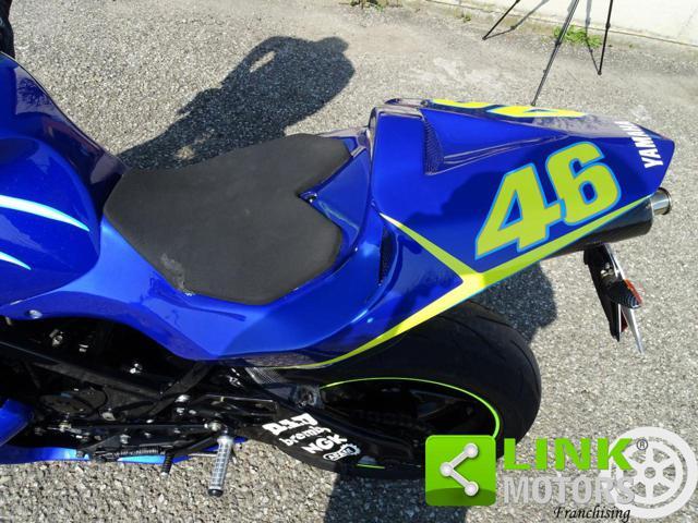 YAMAHA RD 500 LC REPLICA VALENTINO ROSSI