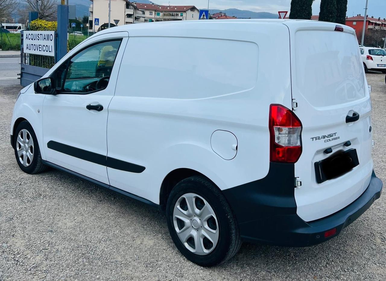 Ford Transit Courier