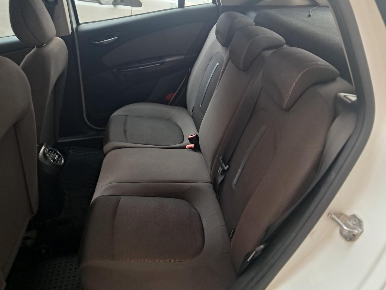 Fiat Bravo 1.4 Dynamic GPL-UNIPRO-Gpl2031-Euro3995-