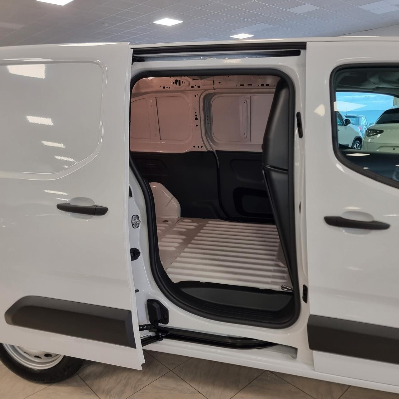 FIAT DOBLO’ Van XL Passo Lungo 3 Posti 1.5 Diesel 100cv