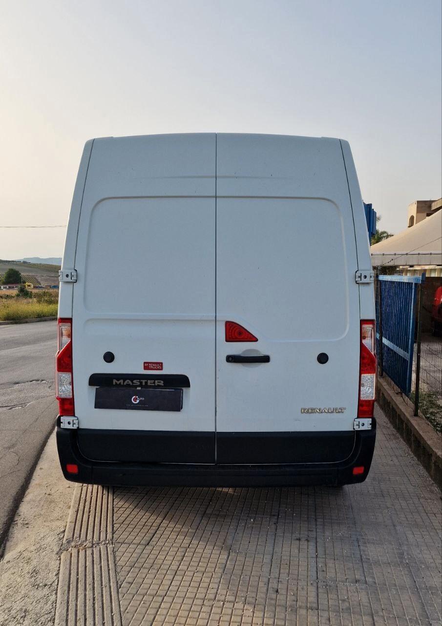 Renault Master Passo Lungo