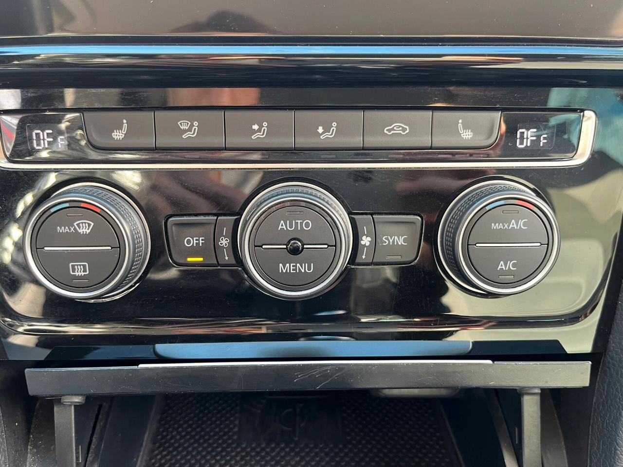 Volkswagen Golf 1.5 TSI ACT 5p. Sport BlueMotion Technology