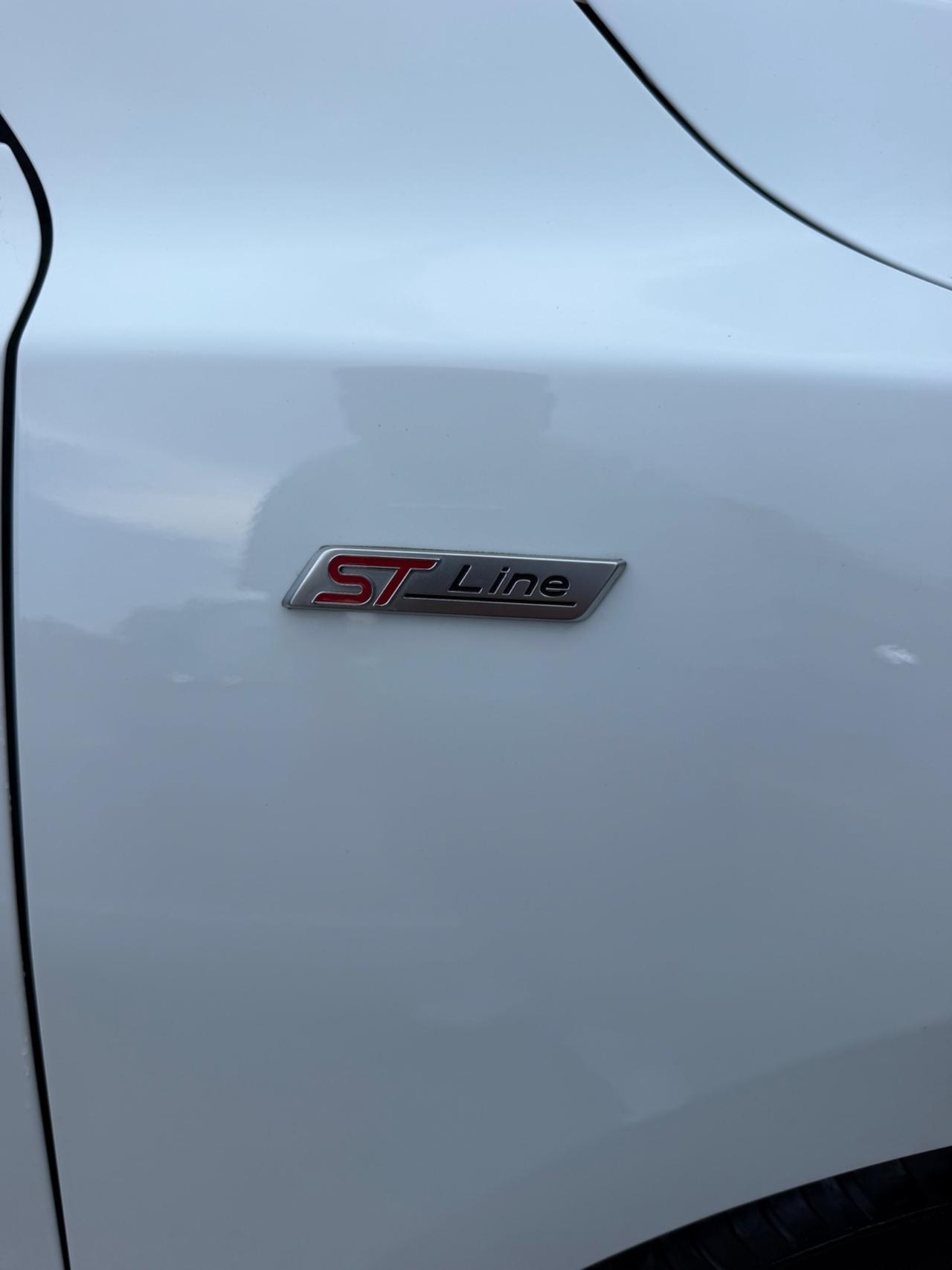 Ford Focus 1.0 EcoBoost Hybrid 125 CV 5p. ST-Line