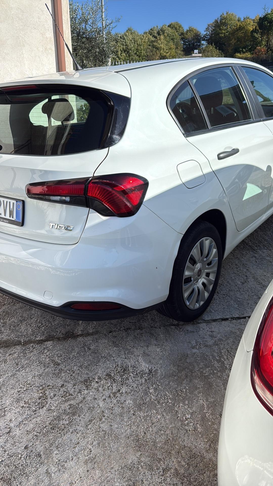 Fiat Tipo 1.3 Mjt S&S 5 porte Easy