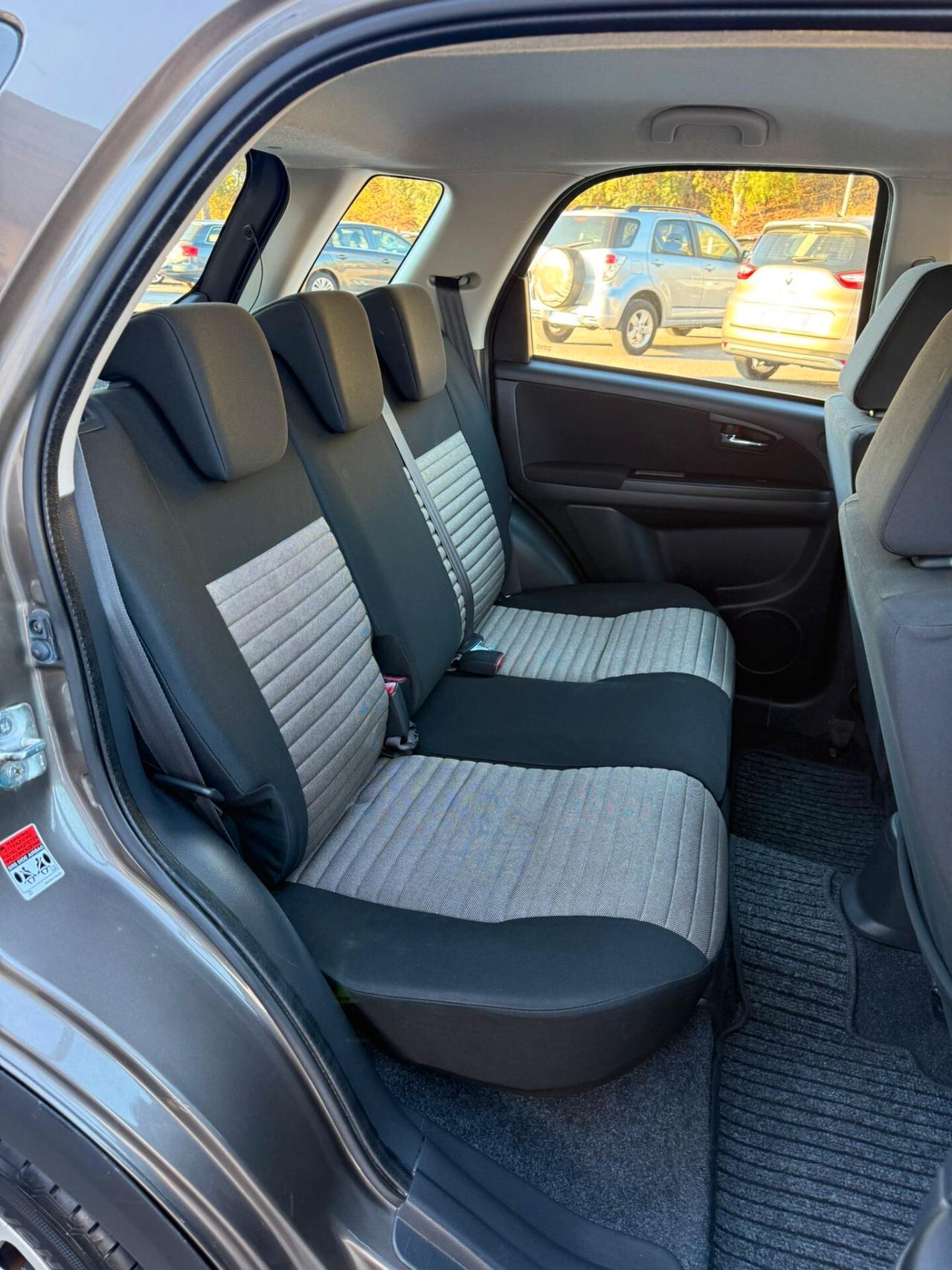 Fiat Sedici 2.0 MJT 16V DPF 4x4 Emotion