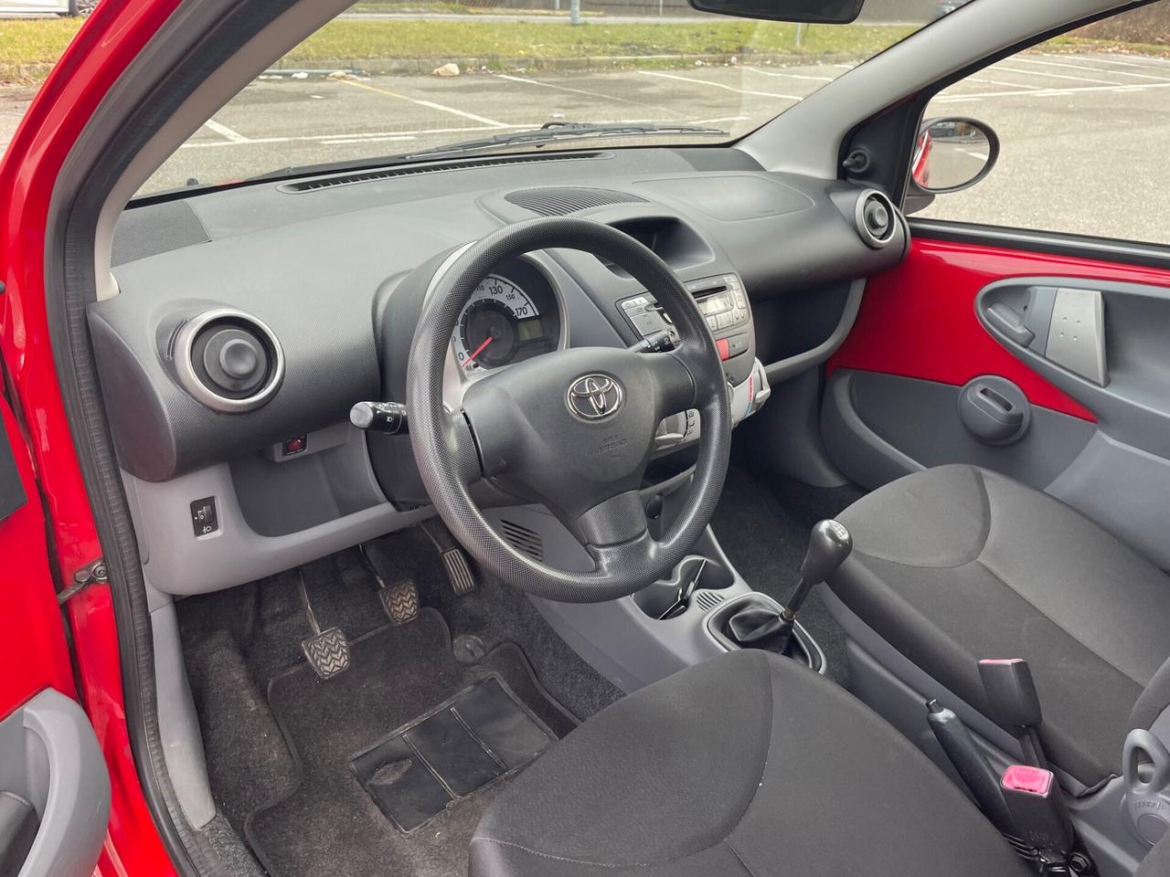 Toyota Aygo 1.0 12V VVT-i 5 porte *Neopatentati*Solo 60000km*