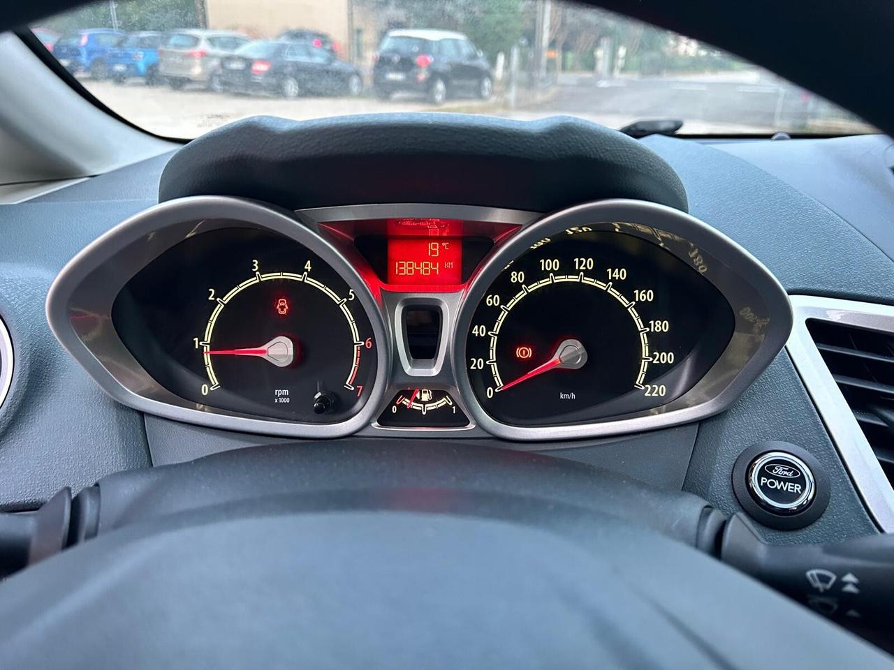 FORD FIESTA 1.2 82CV TITANIUM UNICO PROPRIETARIO
