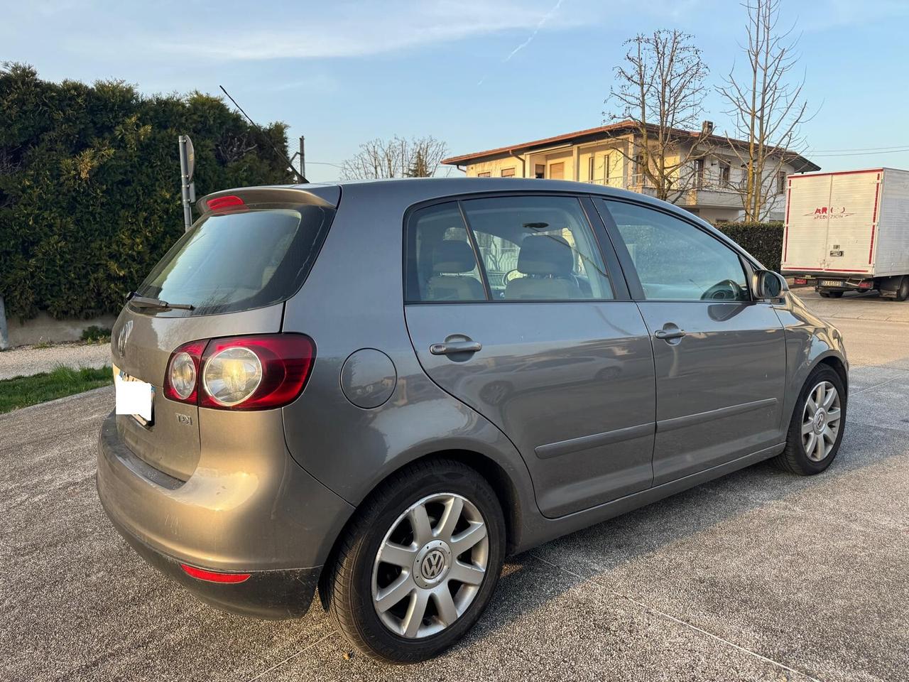 Volkswagen Golf Plus 1.9 TDI 105CV – Motore Affidabile