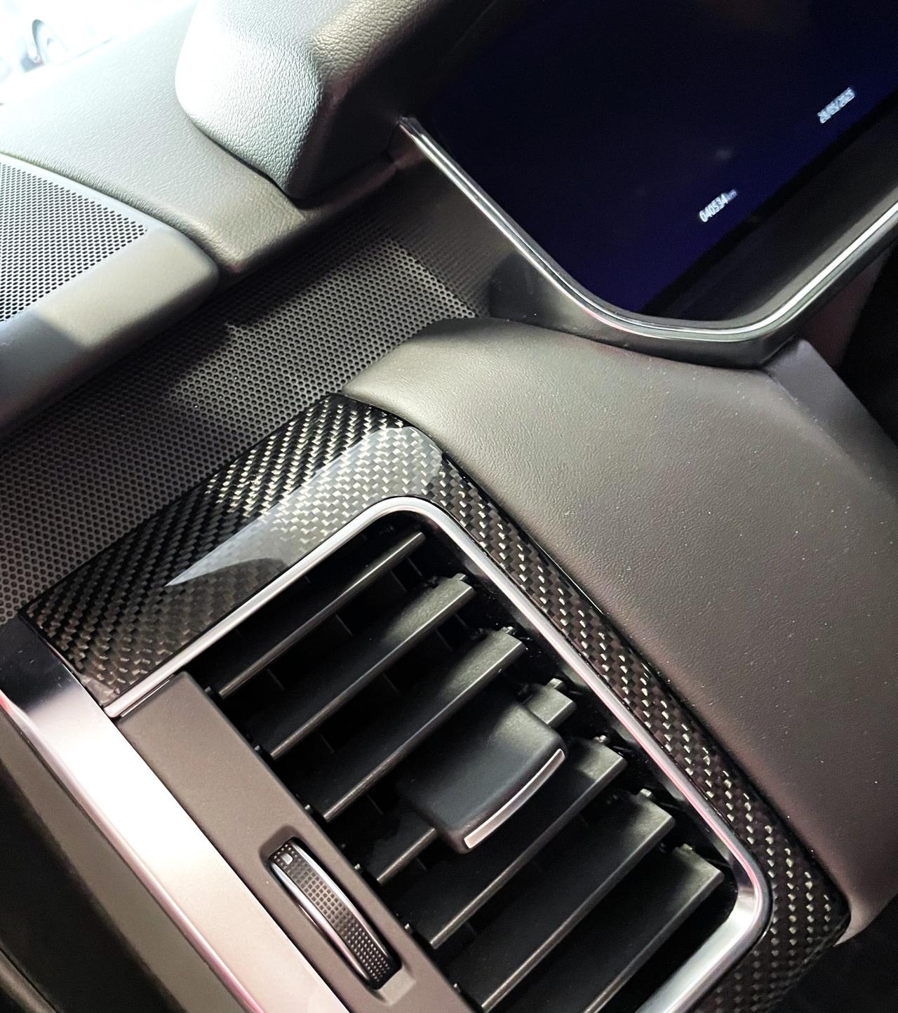 RANGE ROVER SPORT HST HYBRID Total Black +CARBONIO