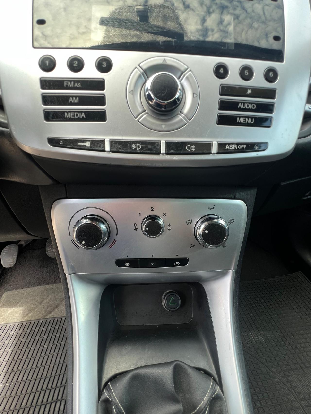 Lancia Delta 1.6 MJT DPF Platino