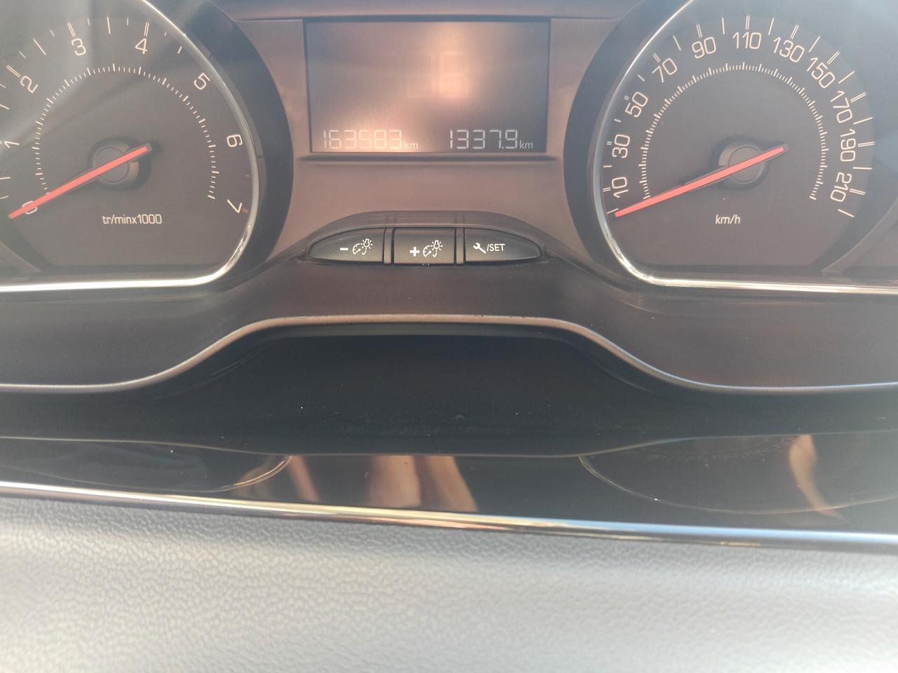 Peugeot 208 1.4 VTi 95 CV 5p. GPL Allure