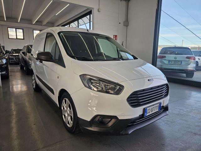 Ford Transit Courier 1.0 EcoBoost da 998 cc