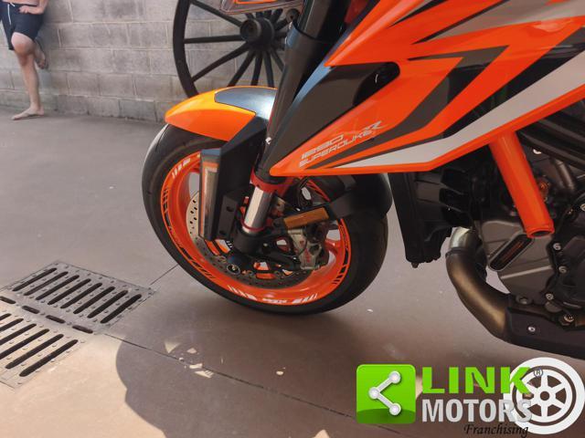 KTM 1290 Super Duke R R