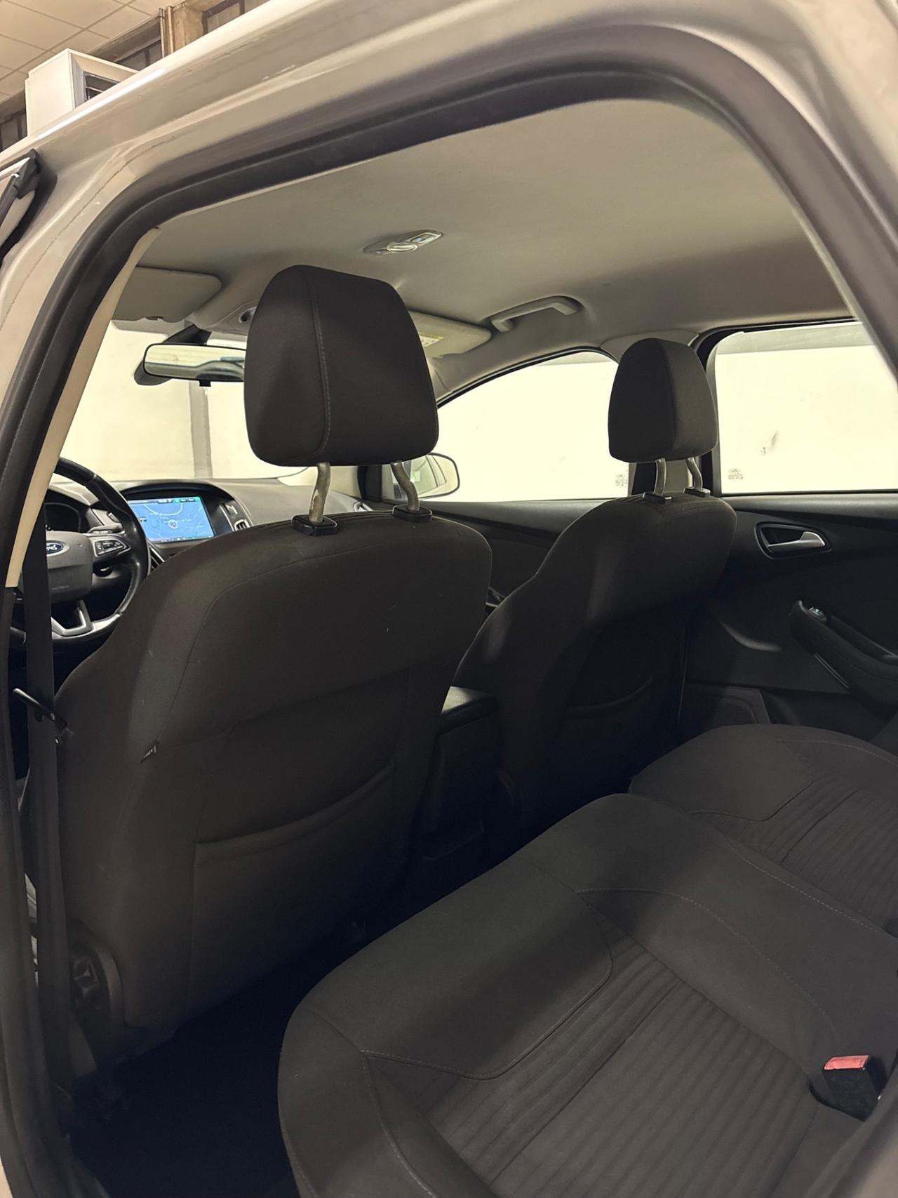 Ford Focus 1.5 TDCi 120 CV Start&Stop Powershift Titanium