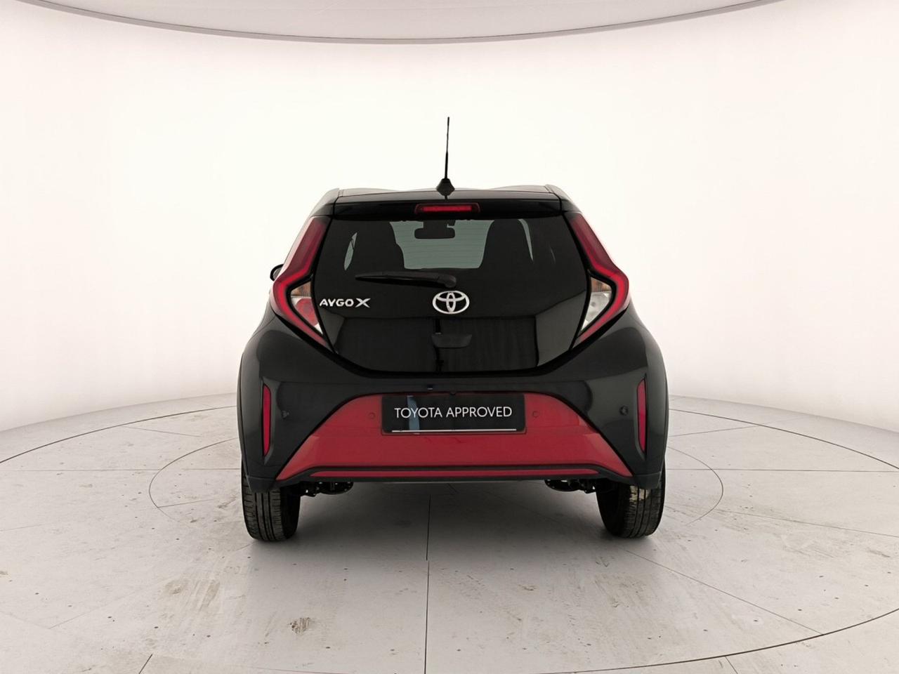 Toyota Aygo x 1.0 lounge 72cv s-cvt