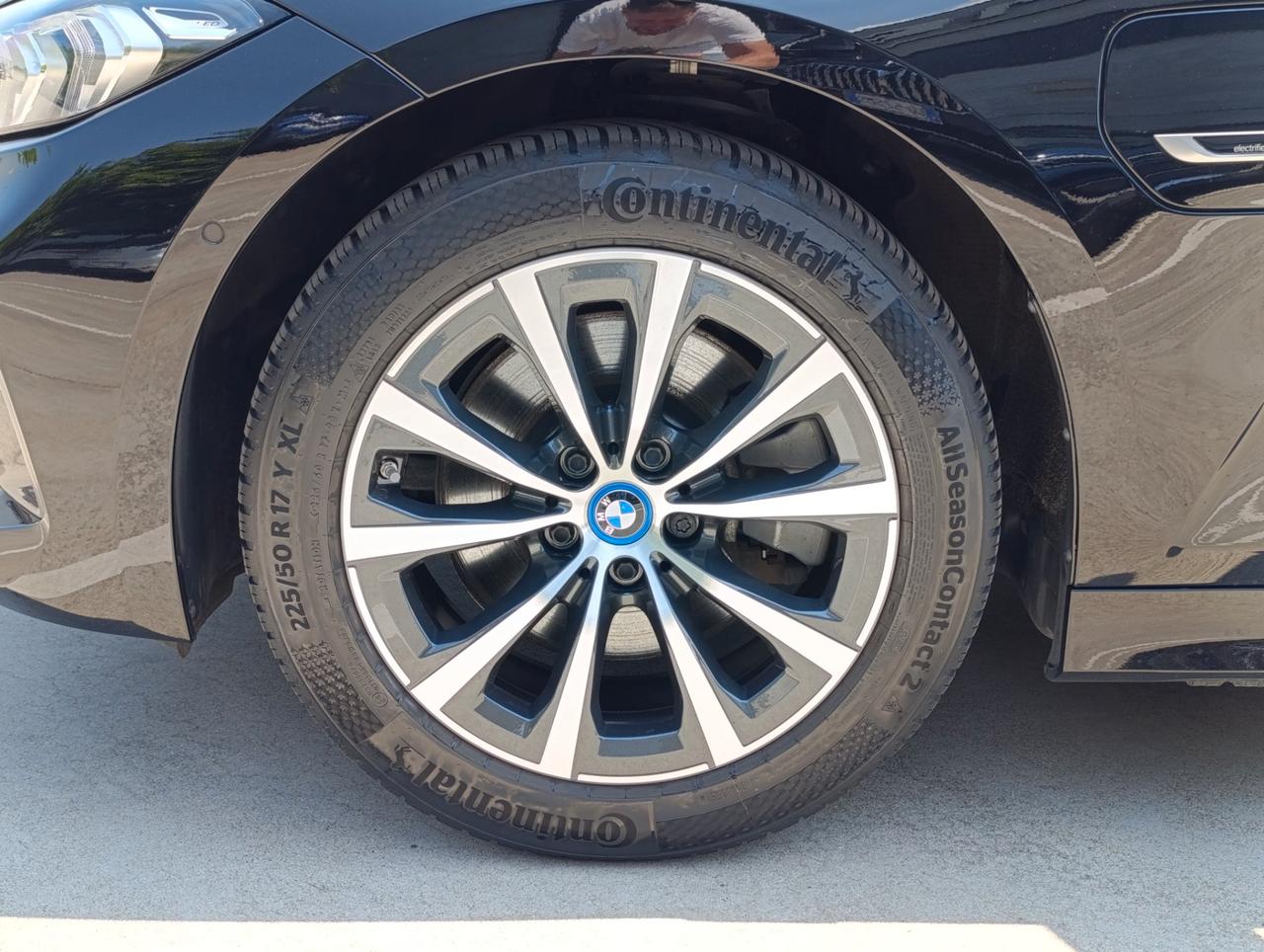 BMW 330 e Touring auto