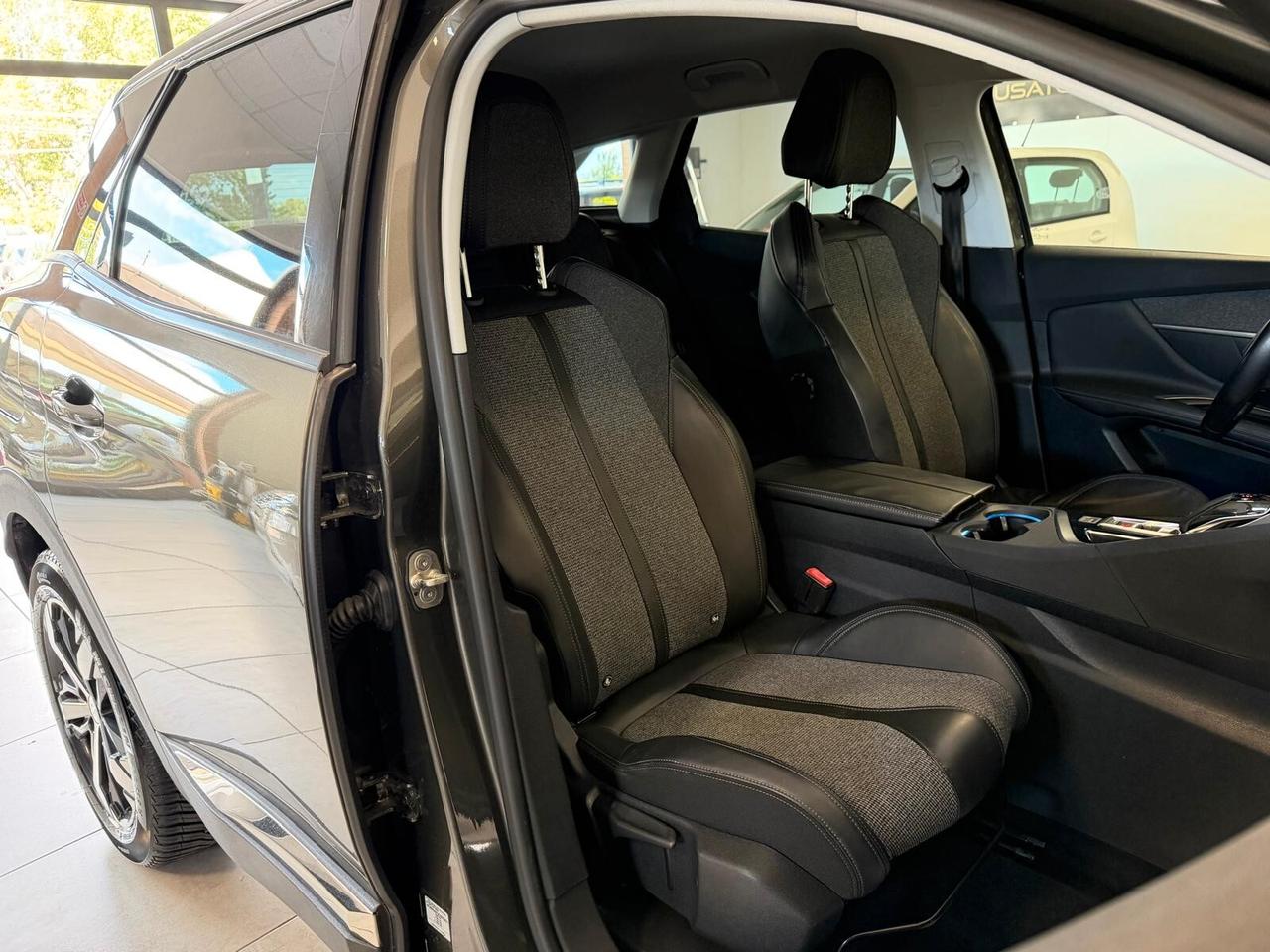 Peugeot 3008 1.2 PURETECH TURBO 130CV EAT6 ALLURE 2018
