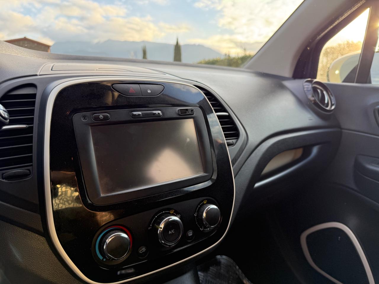 Renault Captur 1.5 Diesel Sport Edition 12 Mesi di garanzia