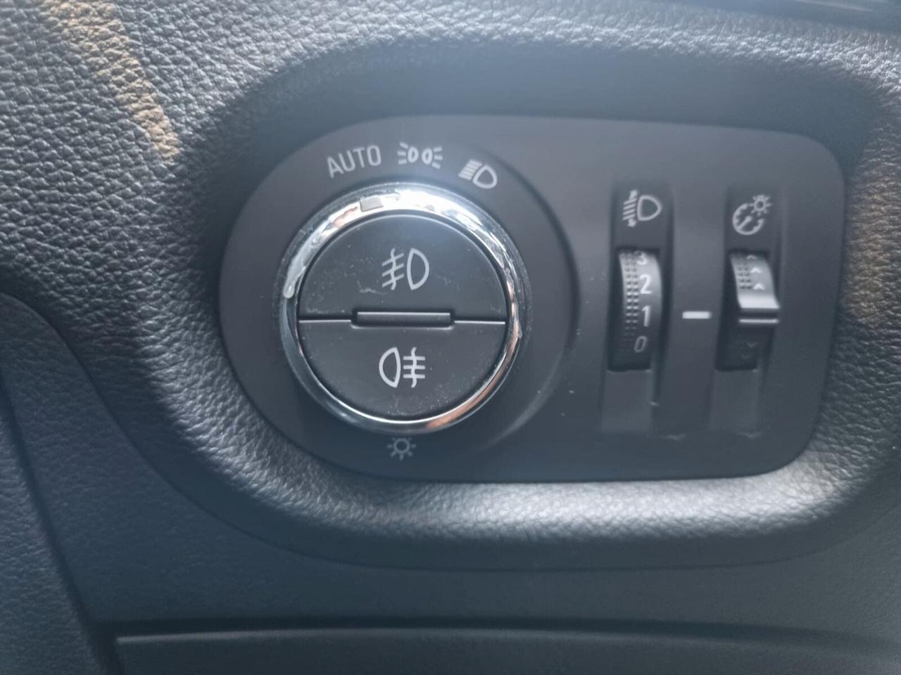 Opel Astra 1.6 CDTi 136CV aut. Sports Tourer Business