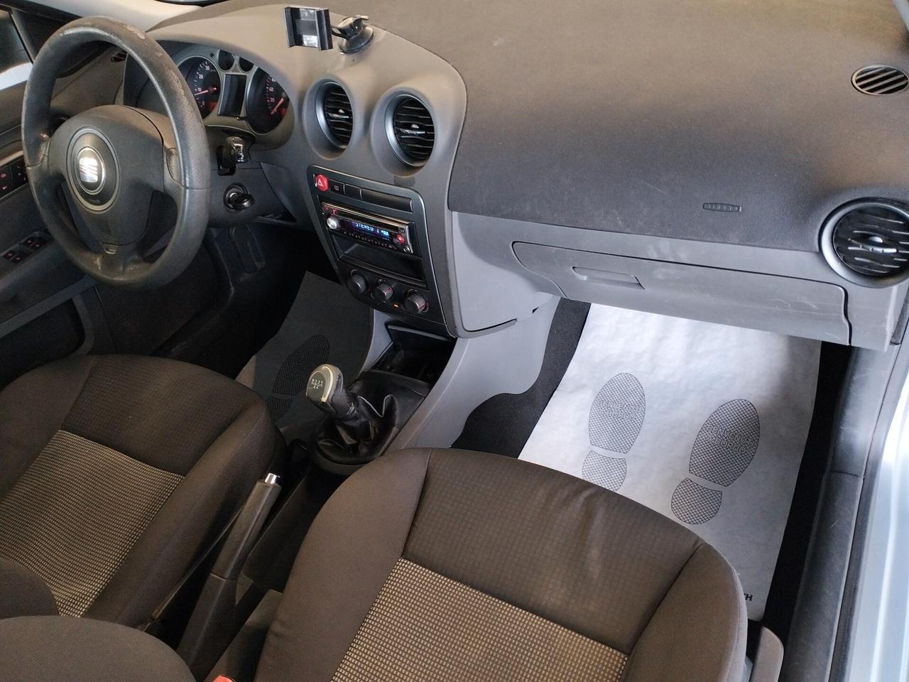 Seat Ibiza 1.4 16V 85CV