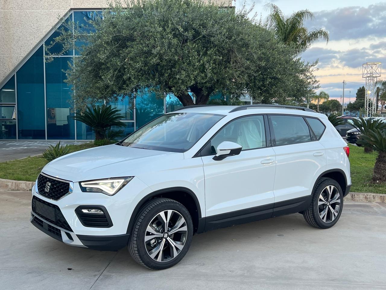 SEAT Ateca 1.5 150cv dsg possibilità noleggio no scoring