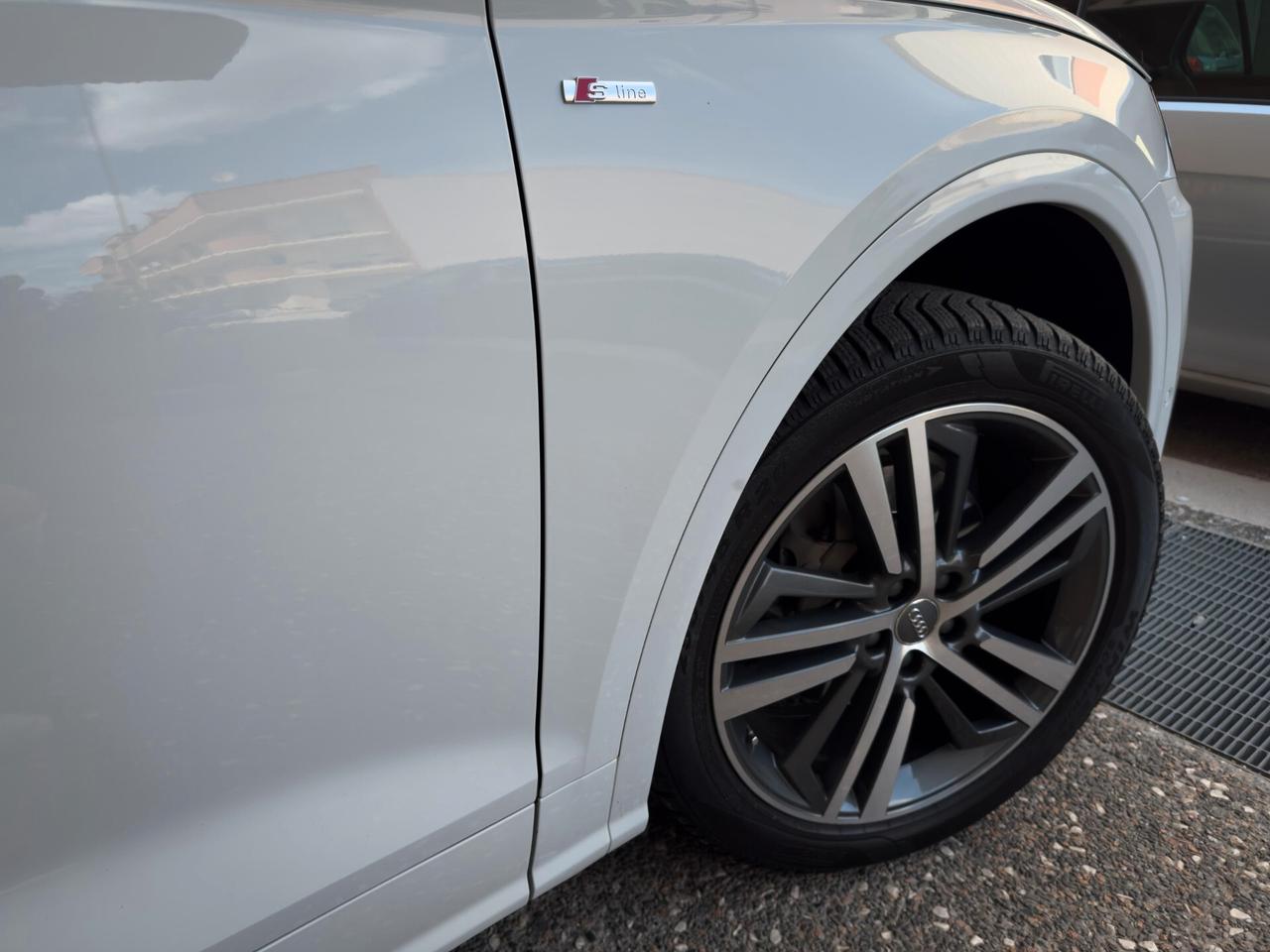 Audi Q5 40 TDI quattro S tronic line plus 2.0 190 cv