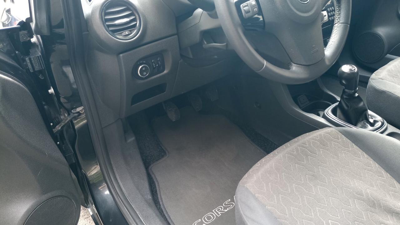 Opel Corsa 1.2 85CV 5 porte GPL-TECH Edition