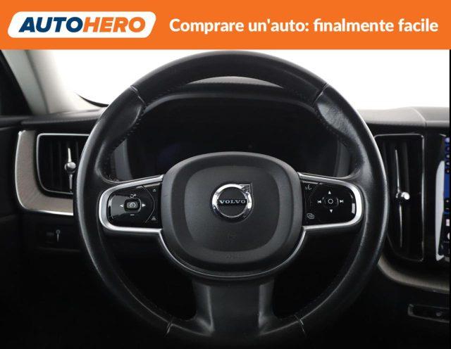 VOLVO XC60 B4 (d) AWD automatico Plus Bright