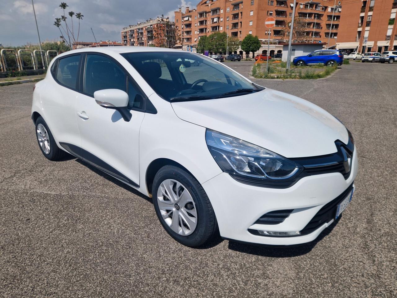 Clio TCe 12V 90 CV GPL 5 porte 67 mila km