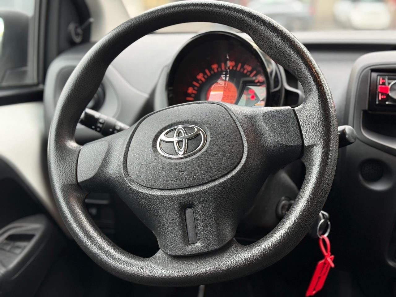 Toyota Aygo Connect 1.0 5 porte x-cool+ GARANTITA