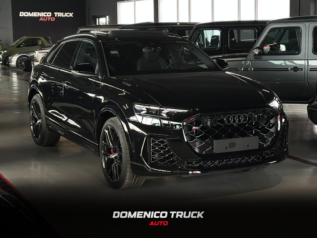 Audi Q8 RS SUV performance 471 kW tiptronic