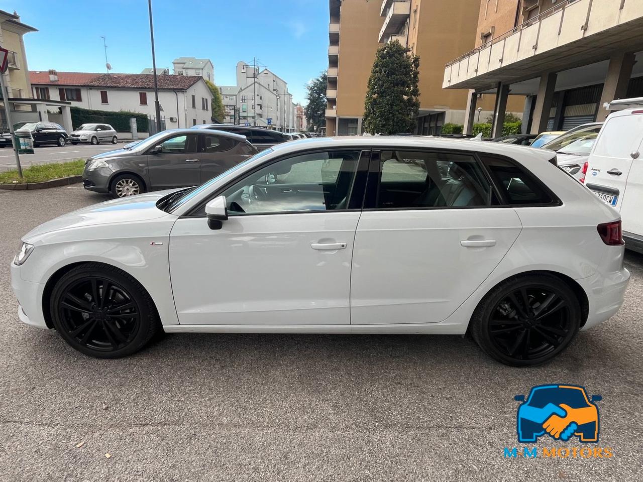 Audi A3 Sportback 1.6 tdi S-Line 110cv E6