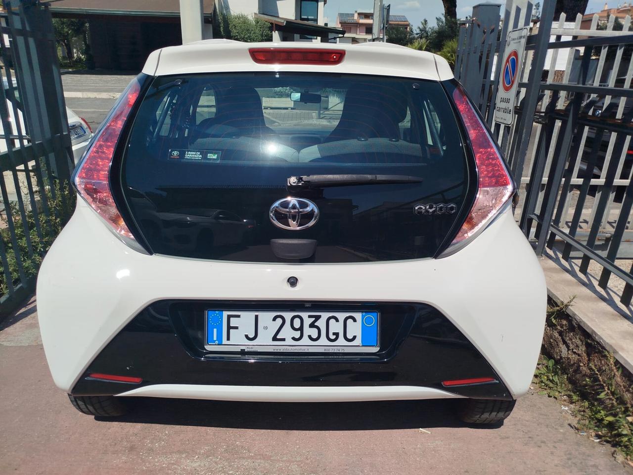 AYGO 1.0 AUTOMATICA* PREZZO VERO *UNIPRO-GARANZIA 12 MESI