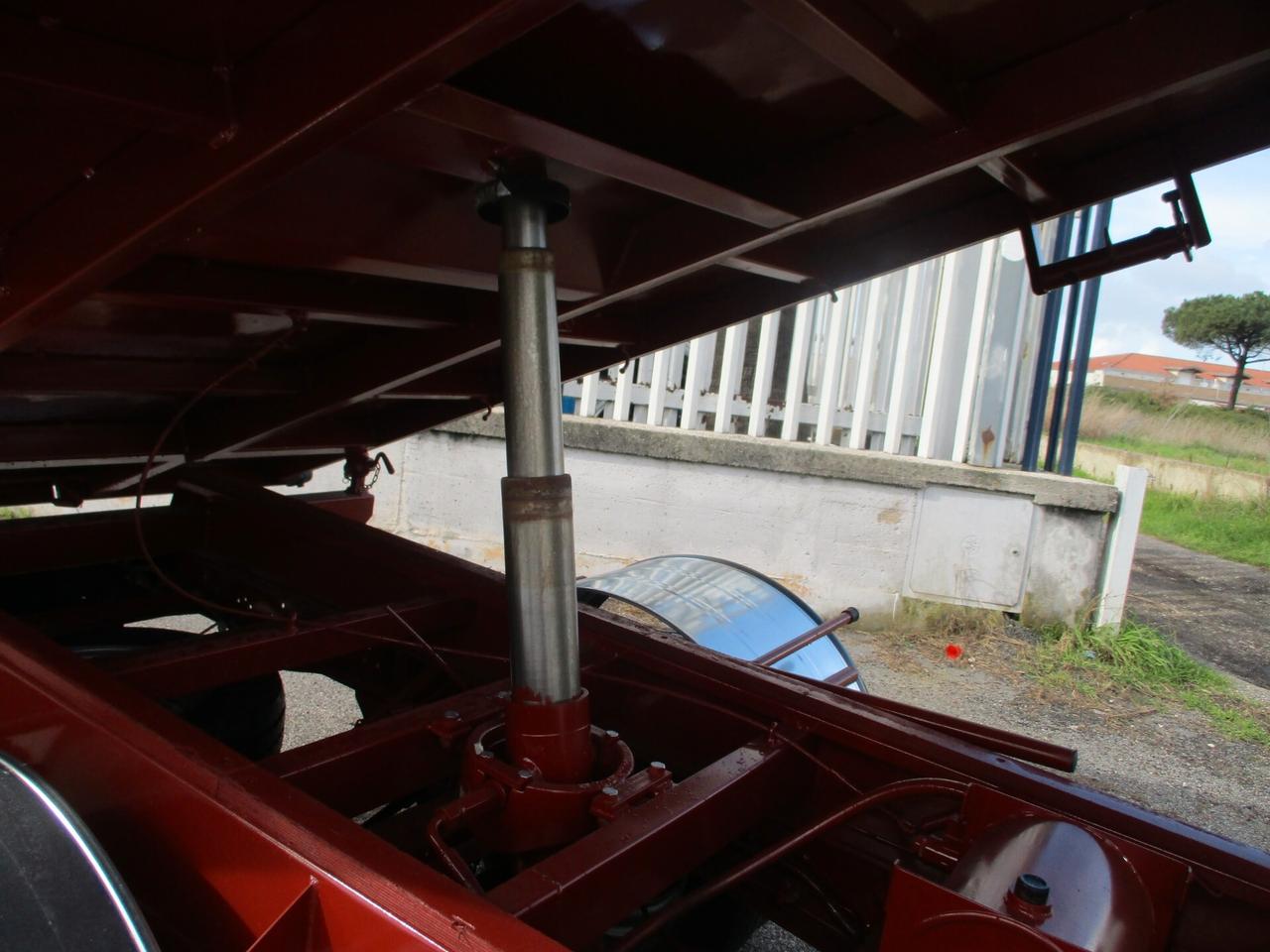 Iveco Daily 35C15 2.8 150CV RIBALTABILE TRILAT. TAGLIANDATO