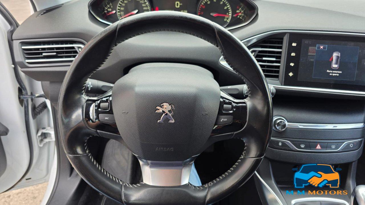 Peugeot 308 5 Porte 308 5p 1.2 puretech t (e-thp) Allure s&s 130cv