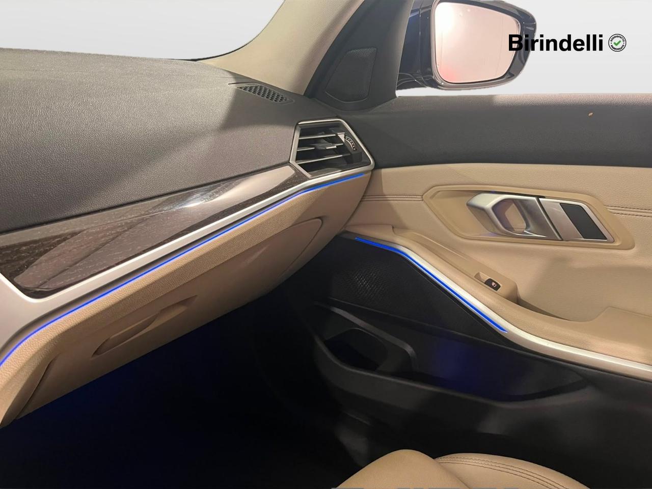 BMW Serie 3(G20/1-80/1) - 318d Touring Luxury